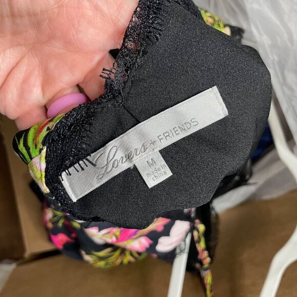 Lovers + Friends Floral Bahia Babydoll Dress Size Medium Lace Trim Black V-back - Picture 7 of 10